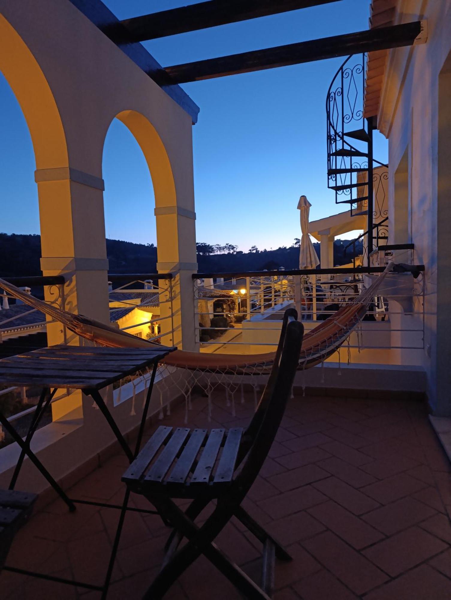 Komfortables Town House In Traumhafter Lage Budens Esterno foto