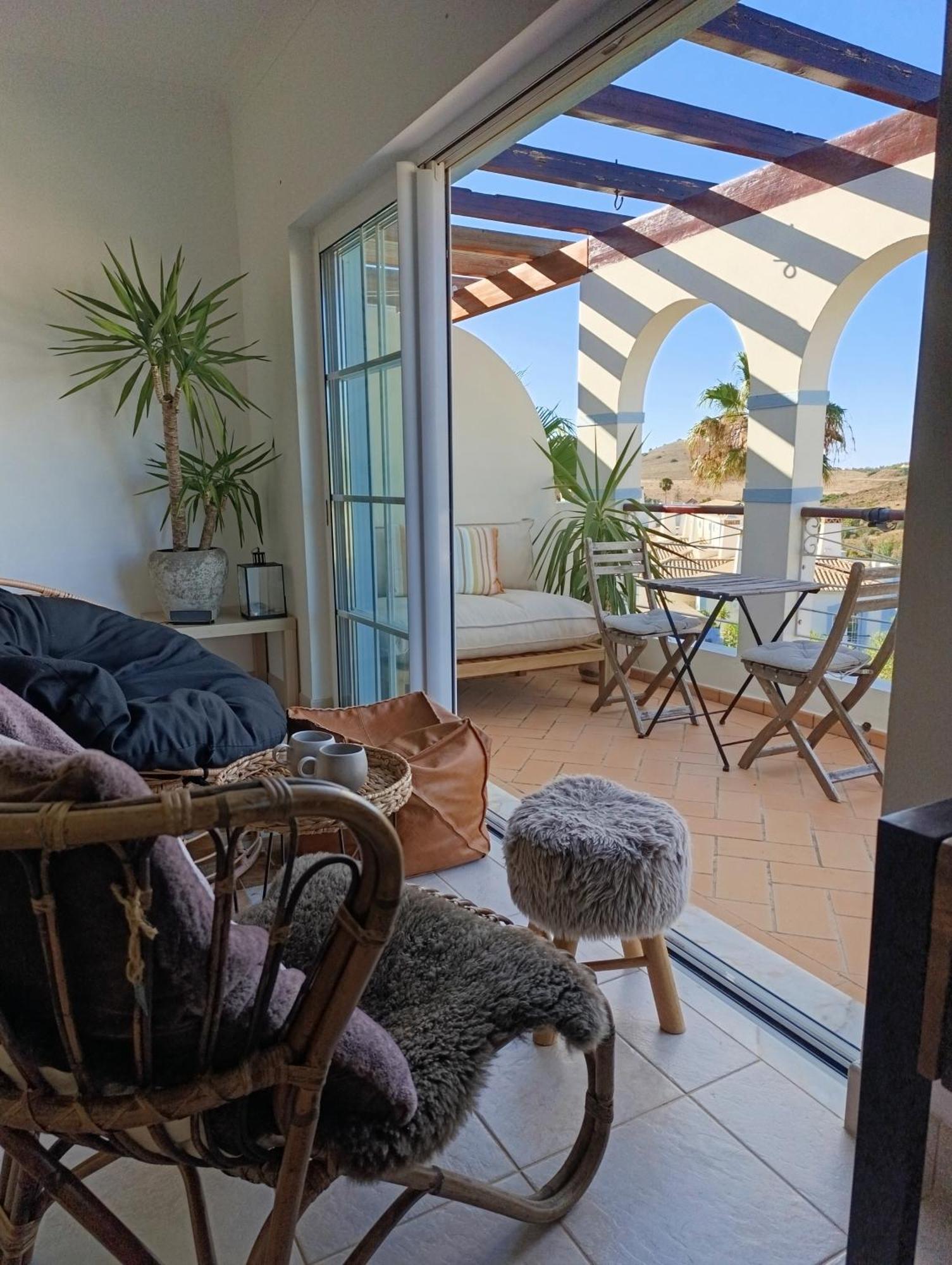 Komfortables Town House In Traumhafter Lage Budens Esterno foto